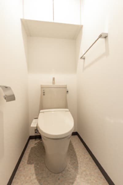 パークフロント新宿 8階のトイレ 1