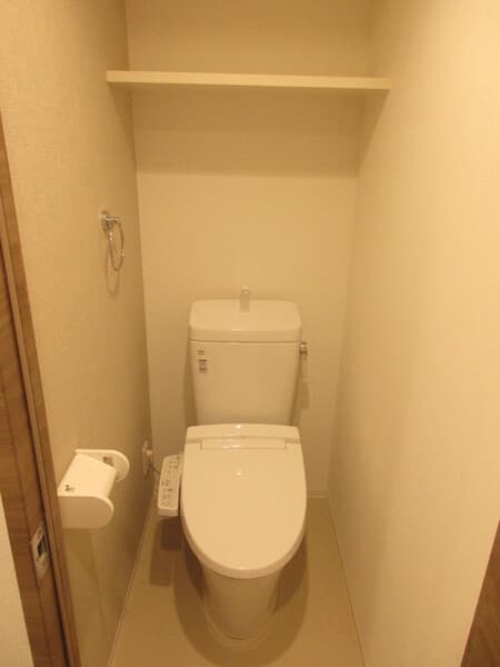 プロスタイルウェルス西早稲田 2階のトイレ 1