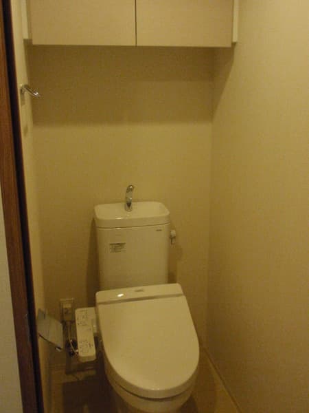 ザ・パークハビオ高円寺 2階のトイレ 1