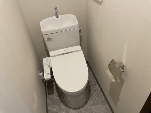 KNOTS桜台Sta. 3階のトイレ 1