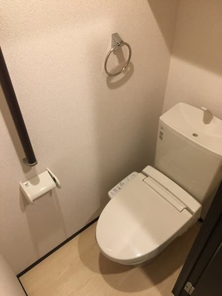 クレイノＫＭメゾン 2階のトイレ 1
