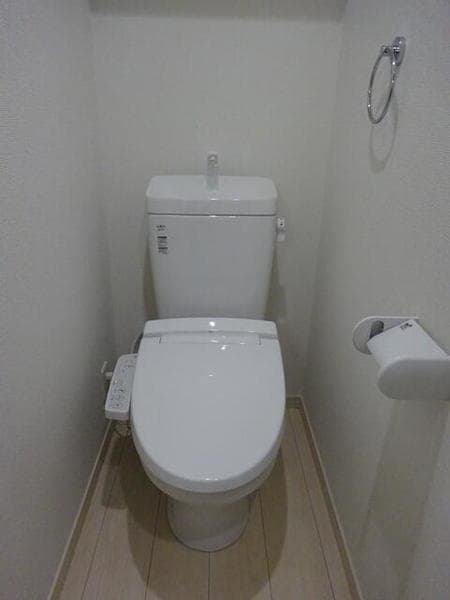アル・ソーレ亀有 3階のトイレ 1