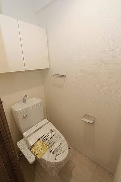 スカイコート成城学園前 5階のトイレ 1