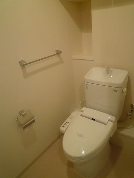 クリオ五反田 5階のトイレ 1