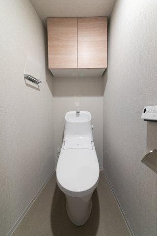 プラウドフラット西早稲田 11階のトイレ 1