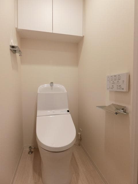 ベルファース菊川 7階のトイレ 1