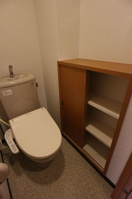 菱和パレス御茶ノ水駿河台 6階のトイレ 1