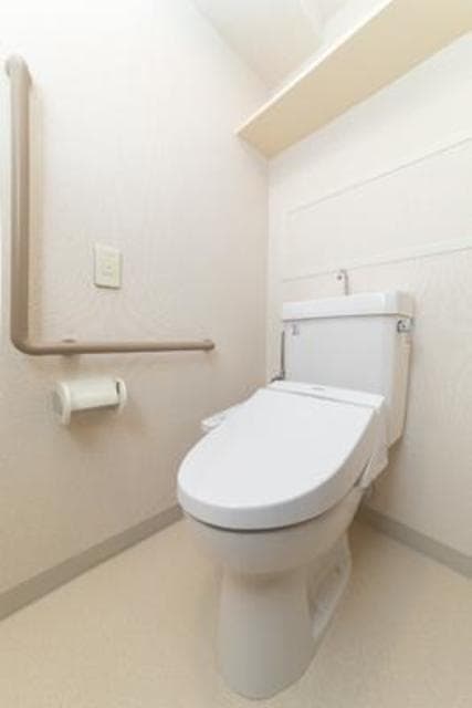 クリケットヒル富ヶ谷 3階のトイレ 1