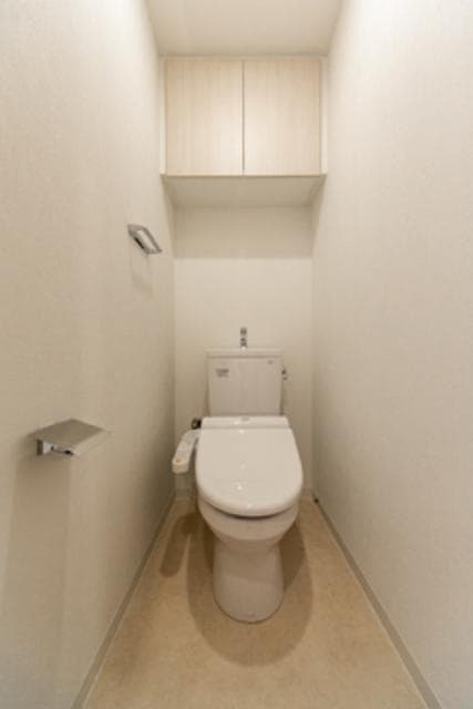 ヴェルデコート西新宿 7階のトイレ 1
