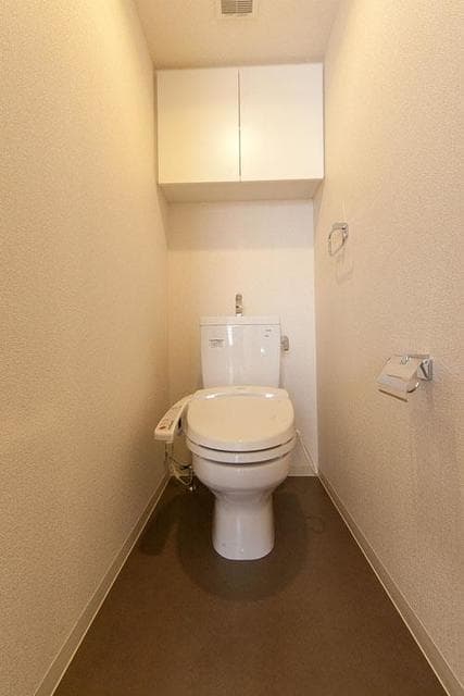 i-Suite HigashiNakano 9階のトイレ 1