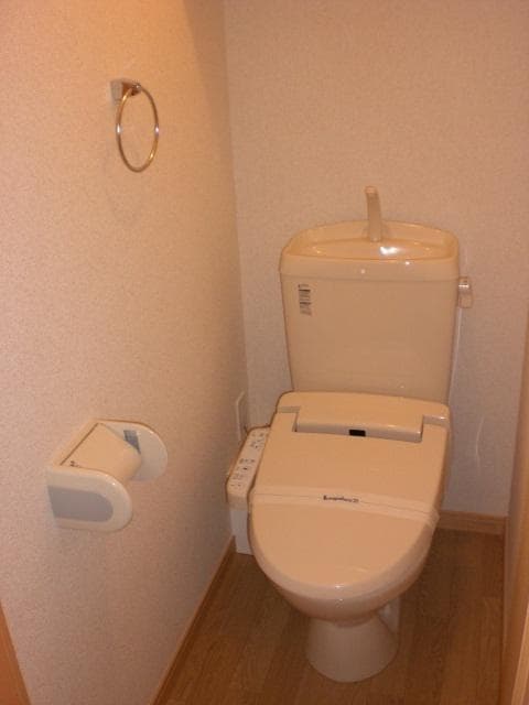 レオパレスエントピア 1階のトイレ 1