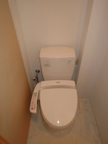 プラウドフラット神楽坂Ⅱ 6階のトイレ 1