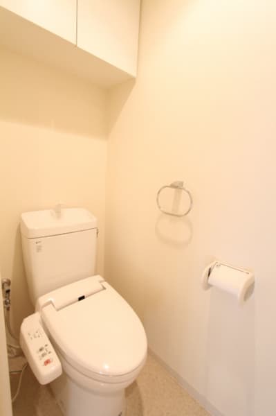 プラウドフラット浅草駒形 2階のトイレ 1