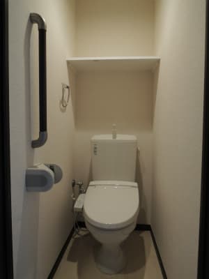 レオネクストフォルトゥナート 1階のトイレ 1