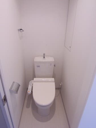 ブレシア日本橋蛎殻町 7階のトイレ 1