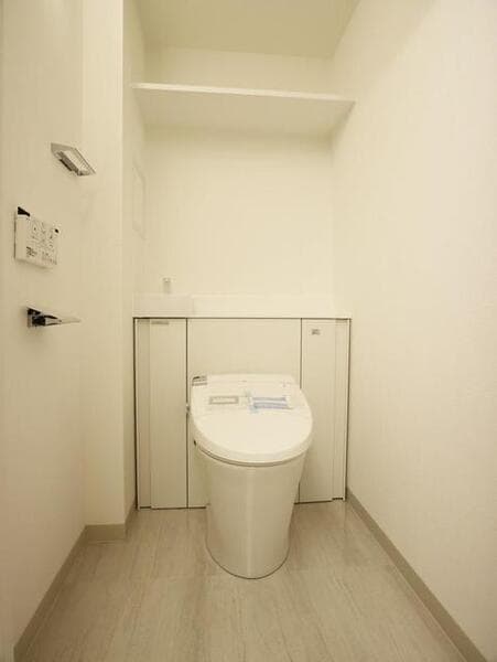パークルール神田司町ロンド 10階のトイレ 1