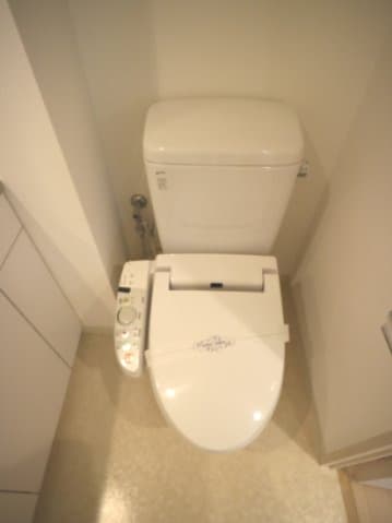 プラウドフラット新宿河田町 5階のトイレ 1