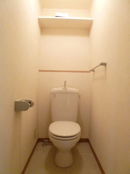 グリシーヌ経堂 1階のトイレ 1