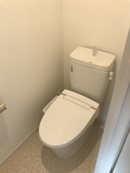 サンプレイス用賀 2階のトイレ 1