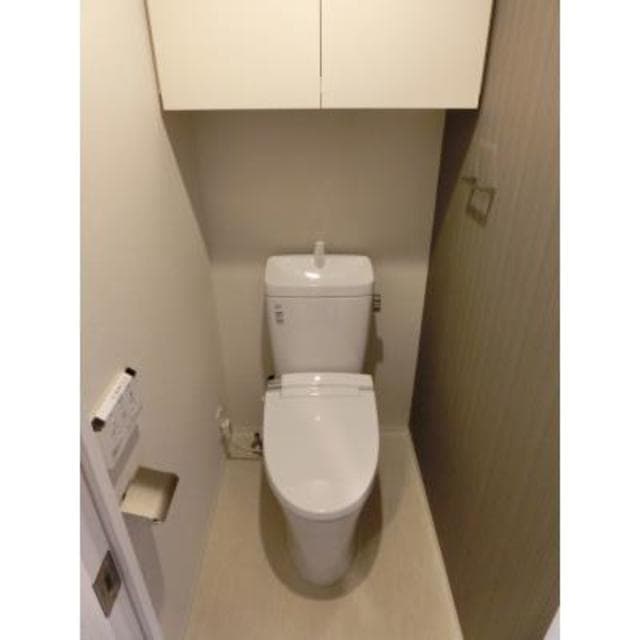 ルフォンプログレ中野富士見町 2階のトイレ 1