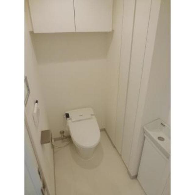 パークキューブ目黒タワー 7階のトイレ 1