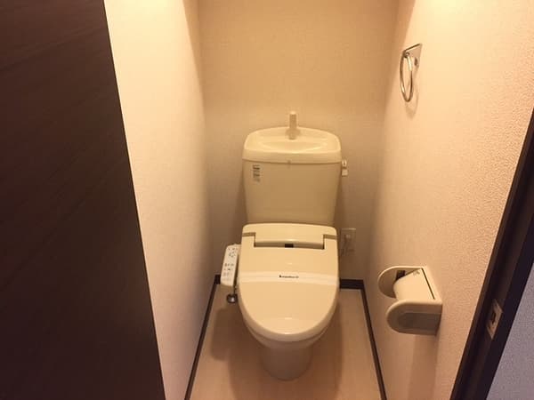 レオネクスト榊 1階のトイレ 1