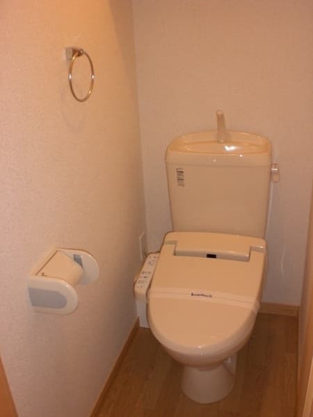レオパレスエントピア 204のトイレ 1