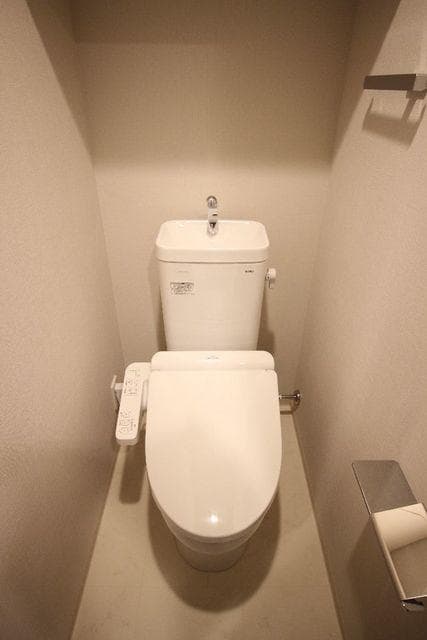 コンシェリア品川南 ＴＨＥ ＧＲＡＮＤ ＲＥＳＩＤＥＮＣＥ 1階のトイレ 1