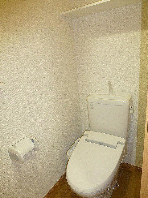 スターライト浅草 3階のトイレ 1