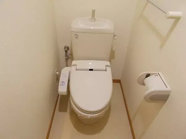 アーバンルネッサンス 3階のトイレ 1