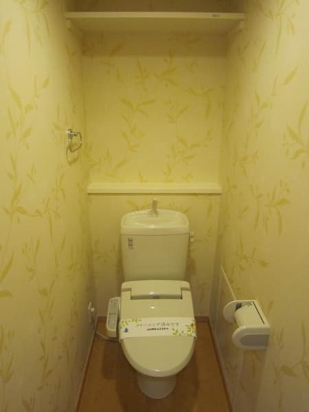 ティーダ平和台 2階のトイレ 1