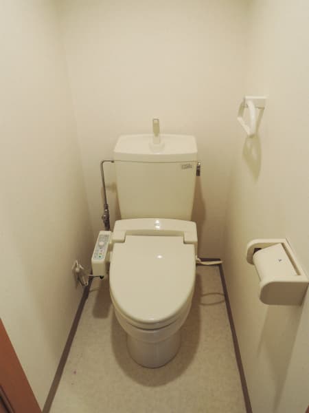 コンフォート松が谷 1階のトイレ 1
