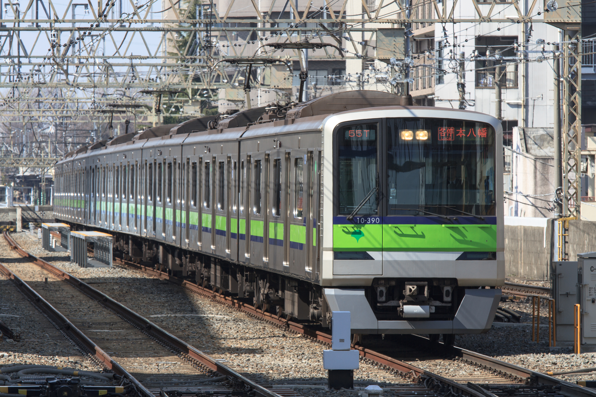 新宿線　電車